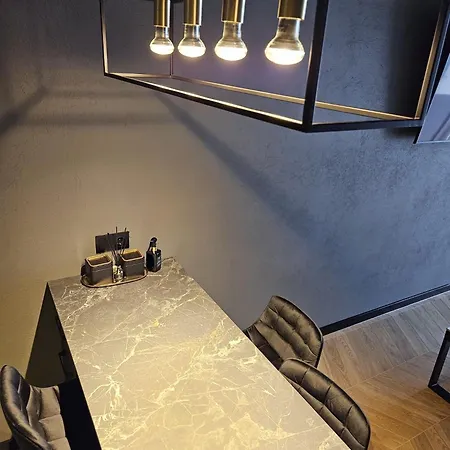 Black In Palangos Loftai Apartman Palanga