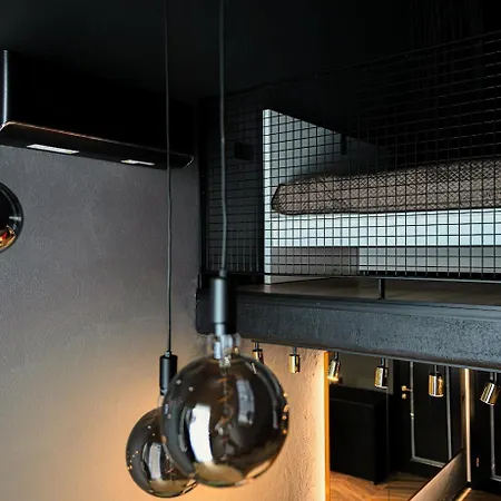 Black In Palangos Loftai Apartman