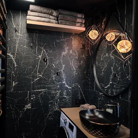 Black In Palangos Loftai Apartman Palanga